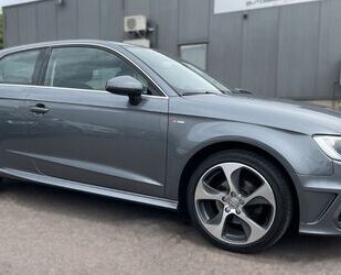 Audi Audi A3 1.6 TDI S line *Navi/Teilleder/Bi-Xenon* Gebrauchtwagen