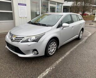 Toyota Toyota Avensis Kombi Life Gebrauchtwagen