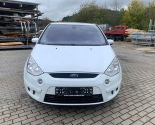 Ford Ford S-Max S-MAX Trend 7 Sitzer/Klimaaut/Navi/PDC/ Gebrauchtwagen