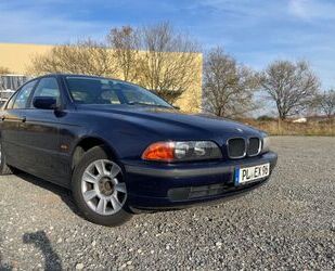 BMW BMW E39 520i Scheckheft Gebrauchtwagen