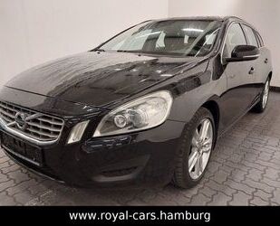 Volvo Volvo V60 Kombi Momentum*NAVI*KLIMA*SHZ*PDC*XENON* Gebrauchtwagen