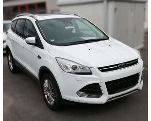 Ford Ford Kuga Titanium 4x4 1.Hand Zahnr+Insp Neu Autom Gebrauchtwagen