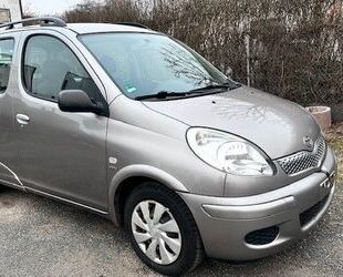 Toyota Toyota Yaris Verso 1.3 Sol Gebrauchtwagen