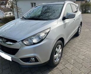 Hyundai Hyundai ix35 1.7 CRDi Comfort 2WD+Klima+SHZ+Xenon+ Gebrauchtwagen