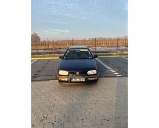 VW Volkswagen Golf 1.8 CL Gebrauchtwagen