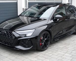 Audi Audi RS3 Sportback Pano/Wabe-rot/ACC/B&O/Kamera Gebrauchtwagen