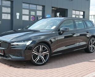 Volvo Volvo V60 Recharge T8 AWD R-Design*PANO*360°*H/K Gebrauchtwagen