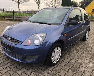 Ford Ford Fiesta 1,3 44 kW Gebrauchtwagen