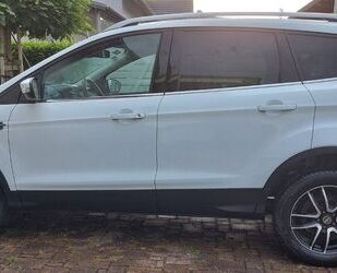 Ford Ford Kuga 1,5 EcoBoost 4x2 110kW COOL & CONNECT C. Gebrauchtwagen