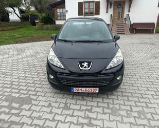 Peugeot Peugeot 207 Premium Teilleder Klima Euro 5 Gebrauchtwagen