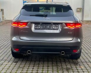 Jaguar Jaguar F-Pace 30d Automatik Pure 75.000 km Gebrauchtwagen