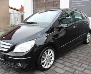 Mercedes-Benz Mercedes-Benz B 200 (TEILLEDER,SITZHEIZUNG,ALLWETT Gebrauchtwagen