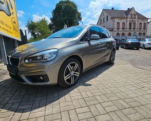 BMW BMW 220i ActiveTourer Automatik LED PDC Navi alu Gebrauchtwagen