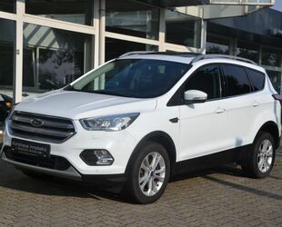 Ford Ford Kuga 1.5 EcoBoost 2x4 Titanium*PANORAMA*NAVI Gebrauchtwagen