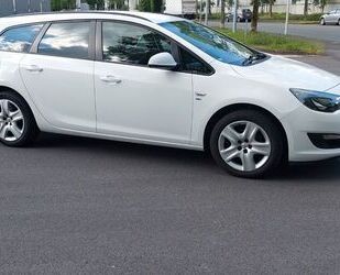 Opel Opel Astra Sports Tourer 1.6 ENERGY KLIM NAV PDC A Gebrauchtwagen