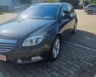 Opel Opel Insignia A Sports Tourer Sport 4x4 Ahk Turbo Gebrauchtwagen