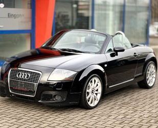 Audi Audi TT*ROADSTAR/ CARBIO* 1.8 T*LEDE*KLIMAUT*SZHZ* Gebrauchtwagen