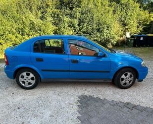 Opel Opel Astra 1.6 Automatik Gebrauchtwagen