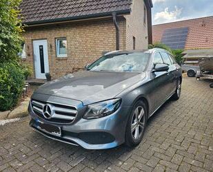 Mercedes-Benz Mercedes-Benz E 220 d T Autom. - Gebrauchtwagen