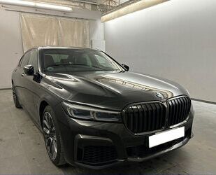 BMW BMW 745Le xDrive M-Sport Gebrauchtwagen