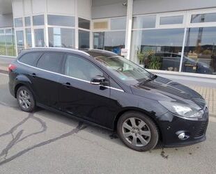 Ford Ford Focus 2,0TDCi 103kW PowerSh. Titanium Turnie. Gebrauchtwagen