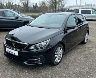 Peugeot Peugeot 308 Lim 1.2 PureTech Active Navi Klima Alu Gebrauchtwagen