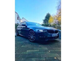 BMW BMW 540d xD/M/Harman /20 Zoll/8 Fach /Pano/360* Gebrauchtwagen