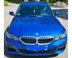 BMW BMW 320i xDrive M Sport Automatik M Sport Gebrauchtwagen