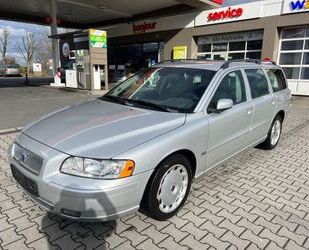 Volvo Volvo V70 2.4 Kombi D5 Automatik Leder Gebrauchtwagen