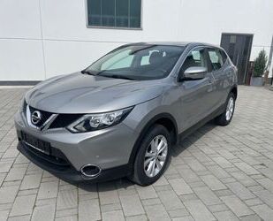 Nissan Nissan Qashqai Navi Klimaaut AHK 8-fach bereift Gebrauchtwagen