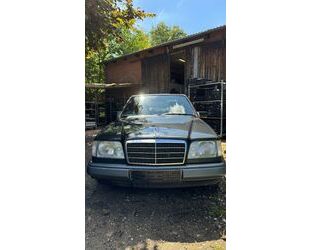 Mercedes-Benz Mercedes-Benz E 200 Oldtimer Oldtimer