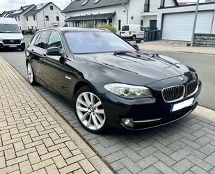 BMW BMW 535d Touring - ACC,Pano,AHK,SHZ,Massage Gebrauchtwagen