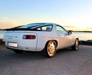 Porsche Porsche 1986 Porsche 928S - A Refined Grand Tourer Gebrauchtwagen