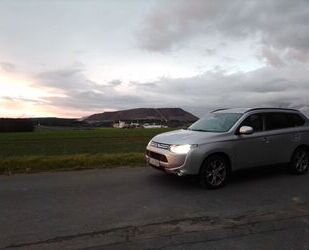 Mitsubishi Mitsubishi Outlander 2.2 DI-D 4WD Navi Kamera Lede Gebrauchtwagen