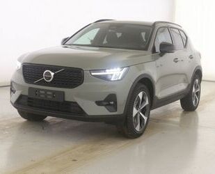 Volvo Volvo XC40 B3 Plus Dark Standhzg 360 Pano Navi Sou Gebrauchtwagen