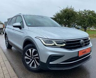 VW Volkswagen Tiguan 2.0 TDI DSG *NAVI|MATRIX|PDC|SHZ Gebrauchtwagen