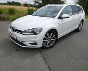 VW Volkswagen Golf 1.6 TDI DSG el Dach /Standhzg Var Gebrauchtwagen