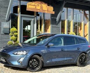 Ford Ford Focus 2.0 TDCi Turnier Titanium +LED+NAVI+AHK Gebrauchtwagen