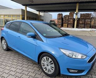 Ford Ford Focus Lim. Business,Klima,Scheckheft,2 Hand,P Gebrauchtwagen