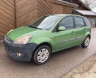 Ford Ford Fiesta 1.4 16V Service/TÜV NEU Anhängerkupplu Gebrauchtwagen