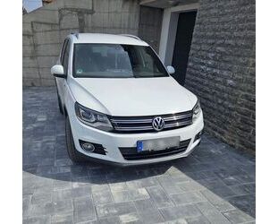 VW Volkswagen Tiguan 1.4 TSI DSG BlueMotion Technolog Gebrauchtwagen