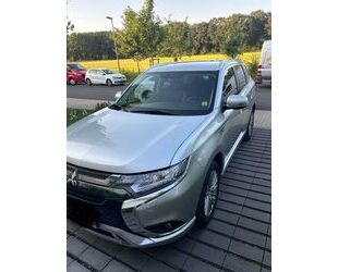 Mitsubishi Mitsubishi Plug-in Hybrid Outlander Gebrauchtwagen