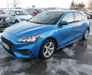 Ford Ford Focus AUTOMATIK PDC LED NAVI RÜCKFAHRKAMERA Gebrauchtwagen