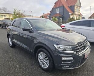 VW Volkswagen T-Roc Basis Navi Klima SHZ Uranograu B Gebrauchtwagen