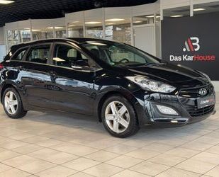 Hyundai Hyundai i30 cw 1.6 CRDi Trend Automatik Navi Gebrauchtwagen