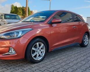 Hyundai Hyundai i20 Coupe Style, SHz,LHZ,Navi,PDC,R-Kamera Gebrauchtwagen