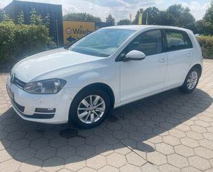 VW Volkswagen Golf VII Lim. Trendline BMT/NAVI/TUV NE Gebrauchtwagen