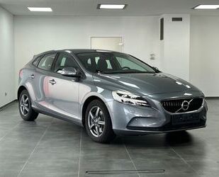 Volvo Volvo V40 Momentum*NAVI*KAM*T-LEDER*TEMP*LED*SHZ*M Gebrauchtwagen