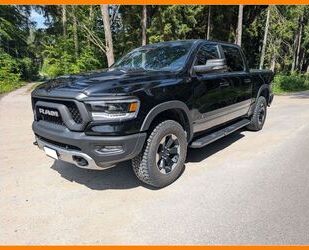 Dodge Dodge RAM 1500 Rebel 5.7 4x4 BLIS ACC Panorama Gebrauchtwagen