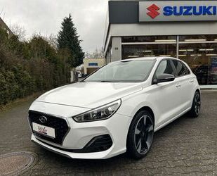 Hyundai Hyundai i30 Passion KLIMA KAMERA SPUR BLUETOOTH FS Gebrauchtwagen